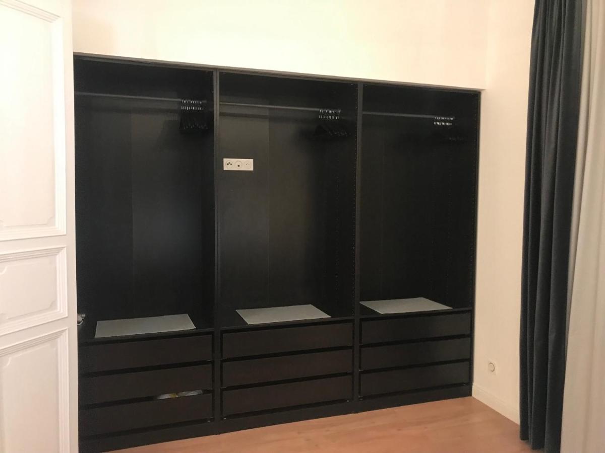 Lazare Maison De Maitre , Appartements De Standing Avec Parking Privatif A Seulement 7 Minutes A Pied Du Centre Historique De Beziers Exterior photo